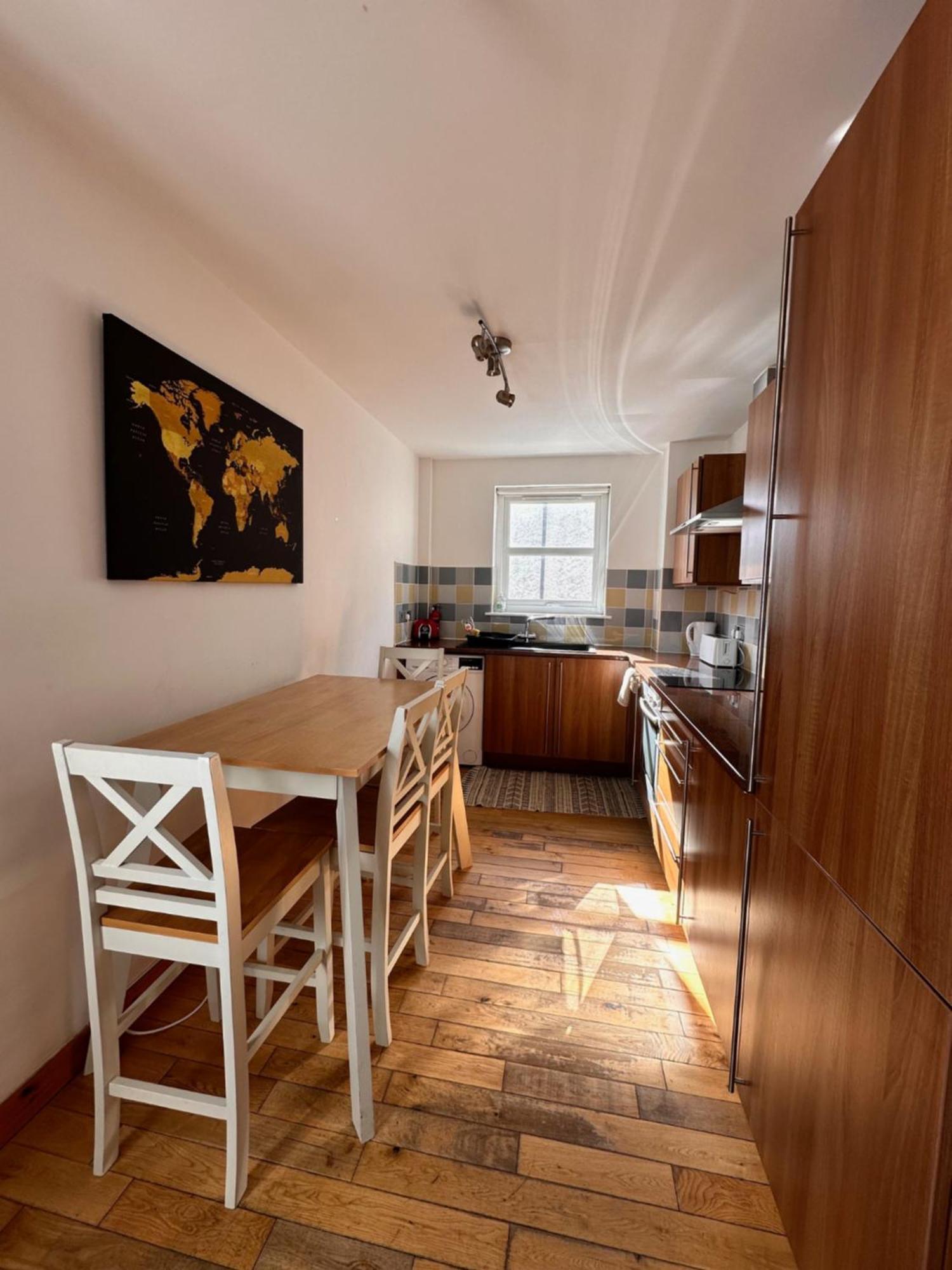 City Centre Apartment Next To Bus And Train Station Inverness Exterior foto
